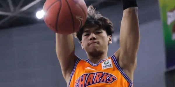 上海两小将打服众人！小偰已胜任主控，马典成可取代刘礼嘉太全面