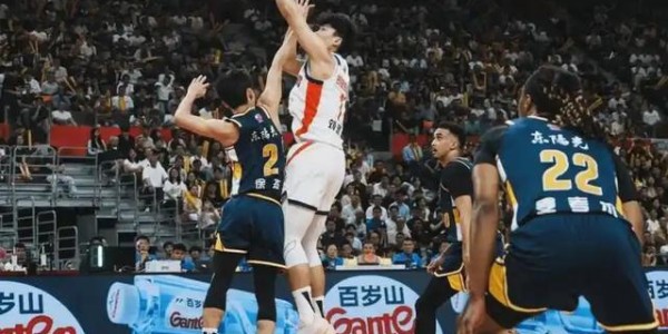 kaiyun集团-京粤大战北京8分胜！周琦篮下统治力拉满！内线对决成胜负关键