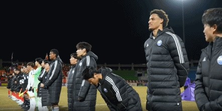 半场：江原0-0町田泽维亚，比赛沉闷，中村帆高造险